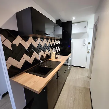 Appartement 2 Lits Double T2 Sur Port Clim Parking Prive 2mn Plages